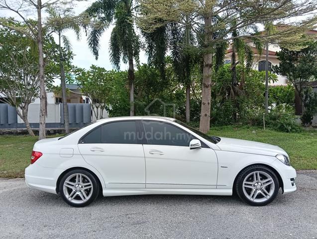 2012 Mercedes Benz C200 1.8 AMG FACELIFT (A) - 5