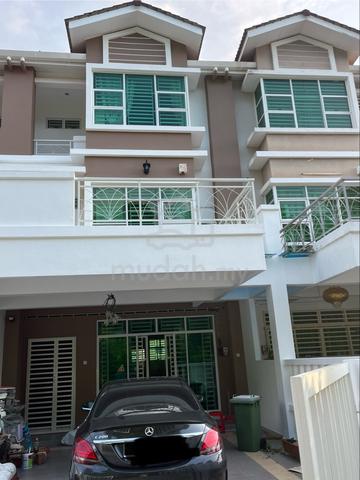 3 Storey Fully Renovated House Facing Greenery at Taman Nyaman Indah 1