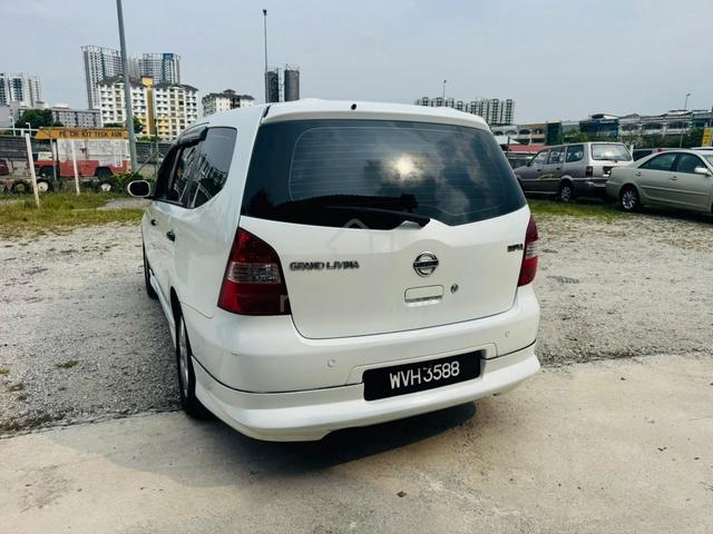 2011 Nissan GRAND LIVINA 1.6 PREMIUM/LUXURY (A) - 2