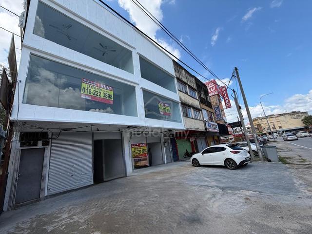 2 adjoin units Ground Floor Shop at Rahang Seremban Town For Rent 1