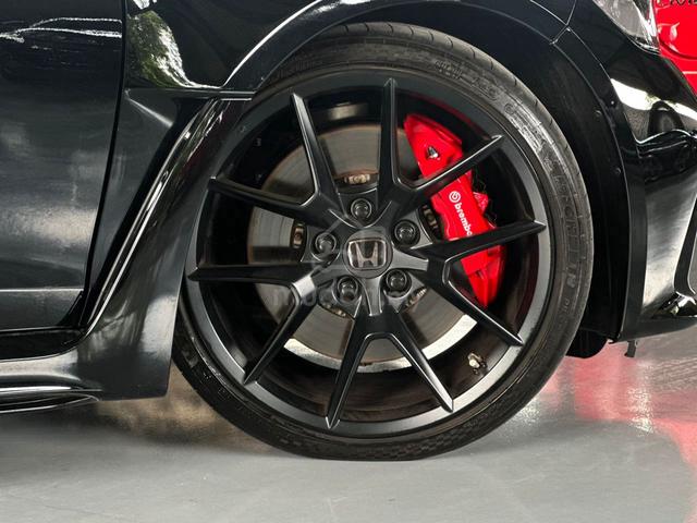 2024 Honda CIVIC 2.0 TYPE R FL5 MANUAL 10K KM - 4