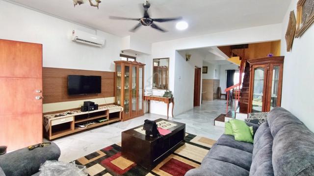[HOMESTAY FOR SALE] DOUBLE STOREY TAMAN WAWASAN Pusat Bandar Puchong 2
