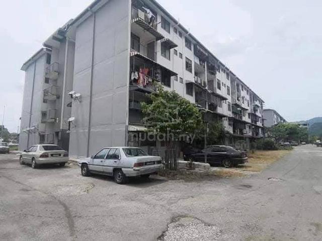Rumah Pangsa Bercham 1