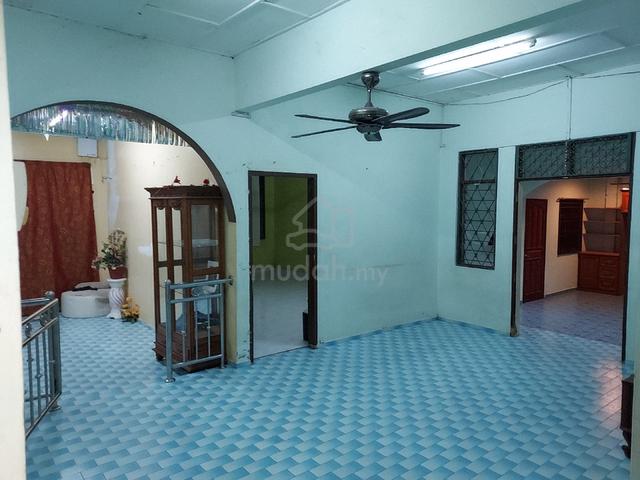 Rumah semi D di kedai lalat, kota jembal 1