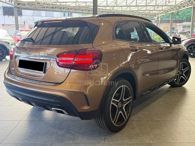 Mercedes Benz GLA250 2.0 Facelift AMG #Low Mileage - 3