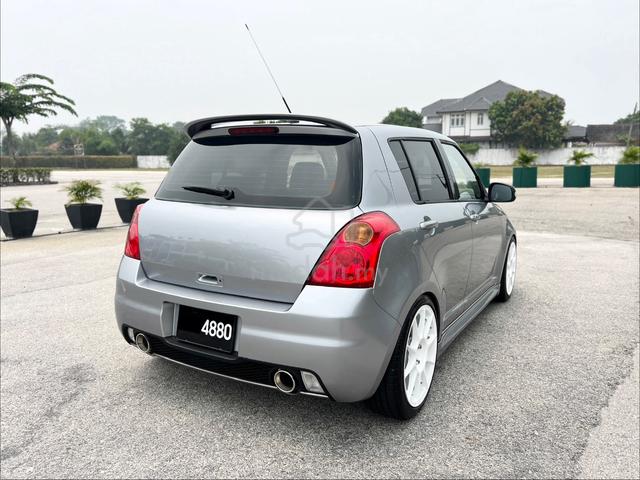 2011 Suzuki Swift 1.5 GLX Facelift ZC21 (A) - 2