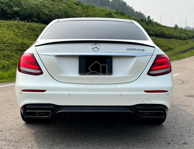 2017 Mercedes Benz E-CLASS 2.0 200 AMG SUNROOF - 4