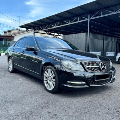 2013 Mercedes Benz C200 CGI BlueEFCY - 1
