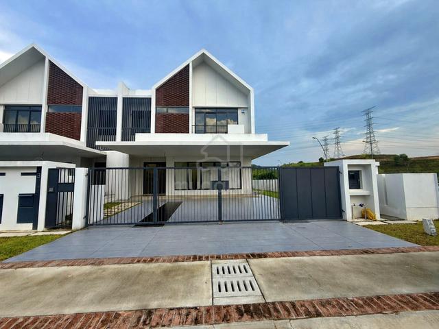 Freehold Corner Lot 2 Storey Semi-D, Eighth Elmina Green, Shah Alam 1