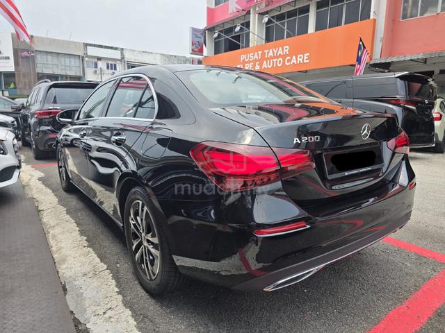 2024 Mercedes Benz A200 PROGRESSIVE 33km Wrnty2028 - 3