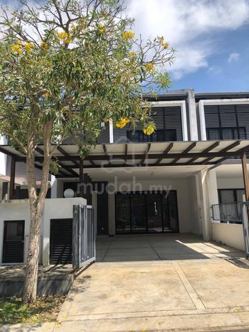 2 Storey Terrace House Taman Chemara Hills, Seremban 1