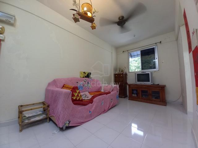 Pinang Emas Flat 1
