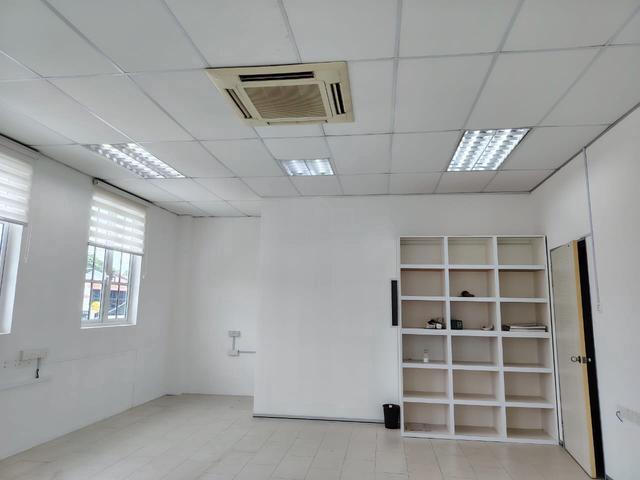 the cheaper price good location good environment working place 1