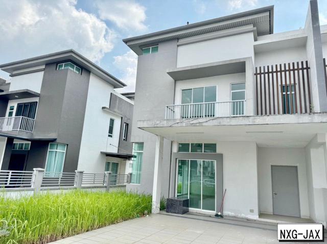 Canary Garden Bandar Bestari Double Storey Semi-D for SELLLL 1