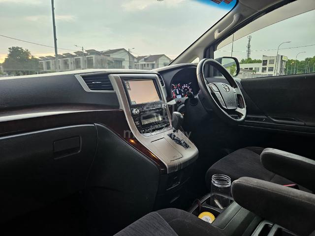 Toyota Vellfire 2013/16 7 seater 2.4cc - 2