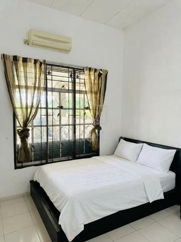 Landed Master Room Attached with Private Bathroom For Rent Near By TF 1