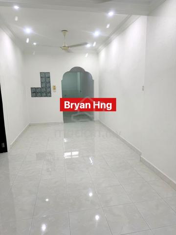 Single Store Terrace House At Persiaran Mahsuri Bayan Baru Renovated 3