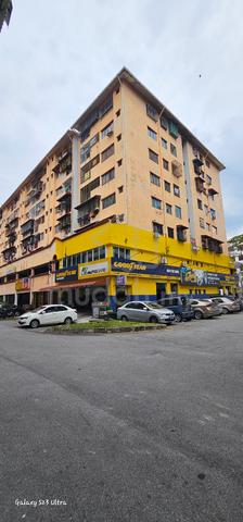 Putra Ria Apartment (Seri Kembangan) 1