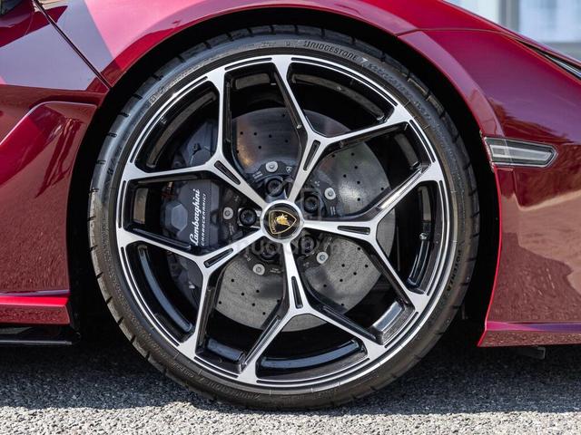 2024 Lamborghini Revuelto V12 AD PERSONAM - 4