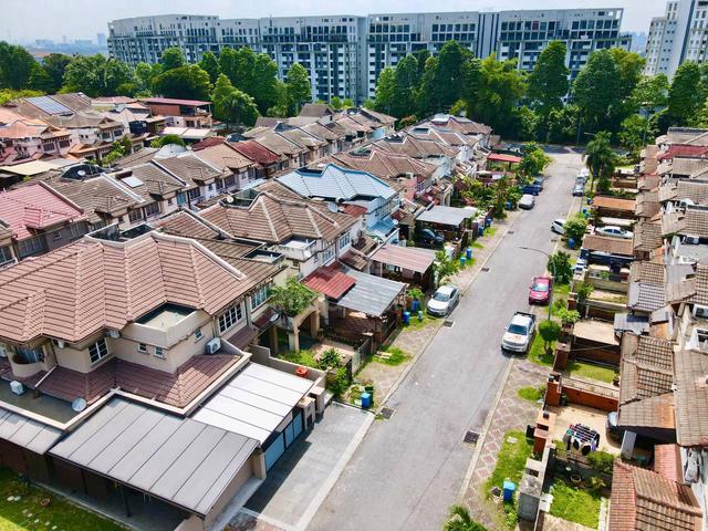 Renovated Double Storey Terrace U8 Bukit Jelutong 1