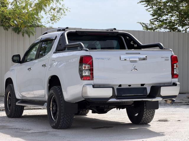 HAMER BAR⭐2018 Mitsubishi TRITON 2.4 VGT PREMIUM - 4