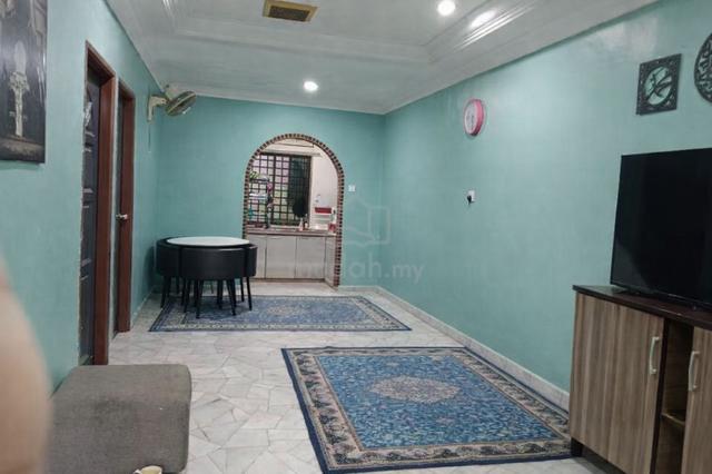 Full loan rumah murah taman universiti dekat aeon mall restaurant 1