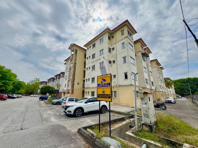 Pangsapuri Taman Tasik Utama 1