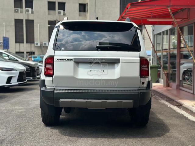 RECON UNREG 2025 Toyota LANDCRUISER LC250 VX - 5