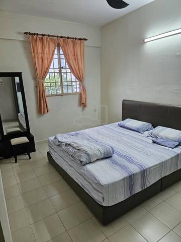 Jelutong Palace 1