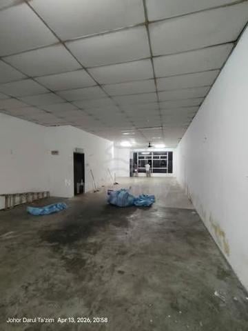 FOR RENT: Double Storey Shop Lot – Scientex Kelapa Sawit, Kulai 1