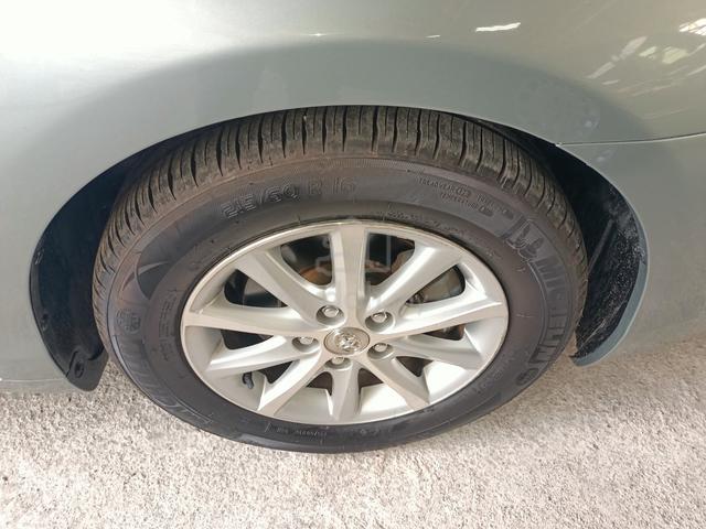 2010 Toyota CAMRY 2.0 G FACELIFT (A) - 5