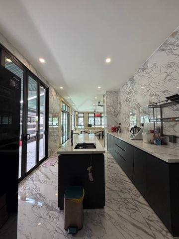 Eco Botanic Full Loan Verandah 300k Renovation super good buy unit 1