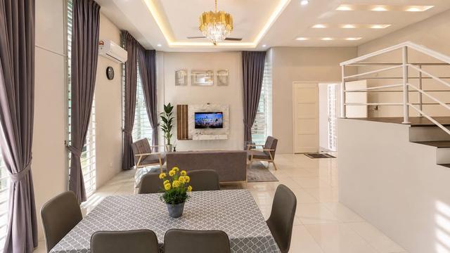 FULLY FURNISHED✨Semi D Villa With Private Pool Below Market Value 1