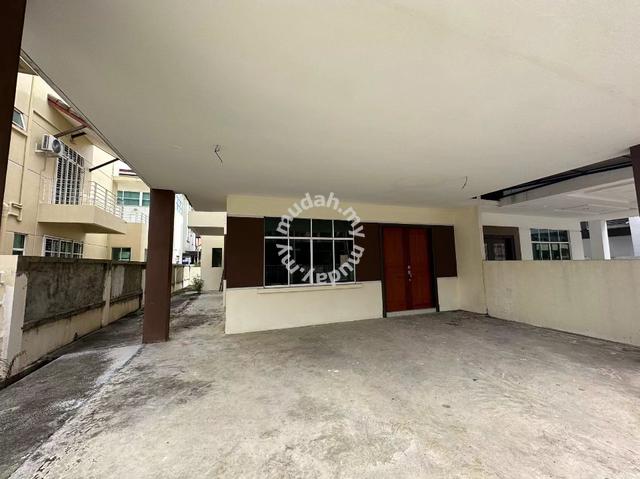 Taman Ceriamas 118 3 Storey Semi D For Sale 1