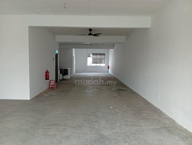 Jalan Lagenda, Kulai 3-Storey Shoplot For Rent - Renovated Unit 1