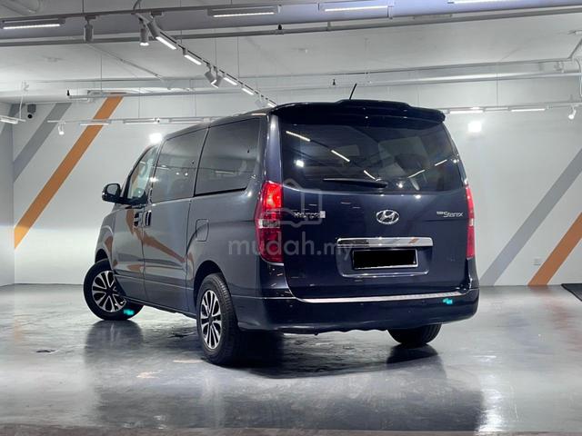 2018 Hyundai GRAND STAREX 2.5 ROYALE (A) F/LOAN - 3