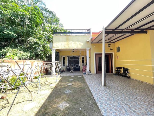 Fully Renovated Single Storey CORNER LOT Seksyen 29 Shah Alam 1