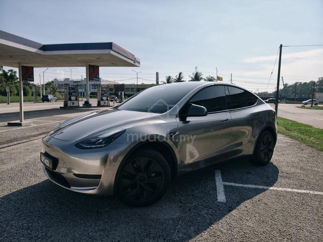2024 Tesla MODEL Y STANDARD RANGE (ENHANCED - 2