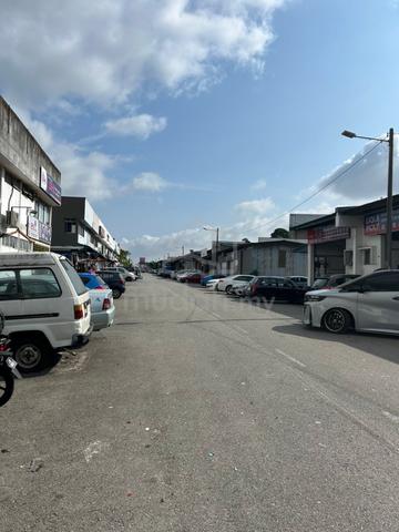 1.5 Storey Terrace Factory Taman Universiti Skudai Johor 1