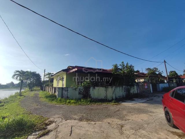 Semi D Cornerlot Guntong, Limbat 4