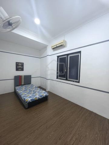 Taman Putri Kulai Single Storey Terrace 3R2B Fully Furnished 22x70 | 1