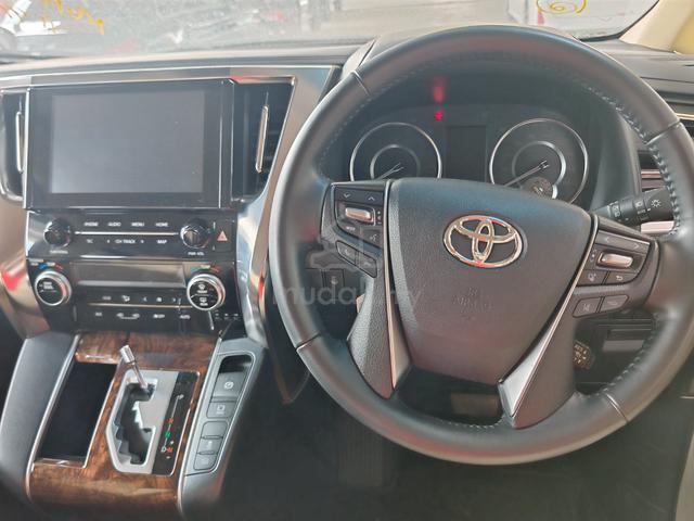 2022 Toyota ALPHARD 2.5 X 8 SEATER 2 PowerDoor - 3