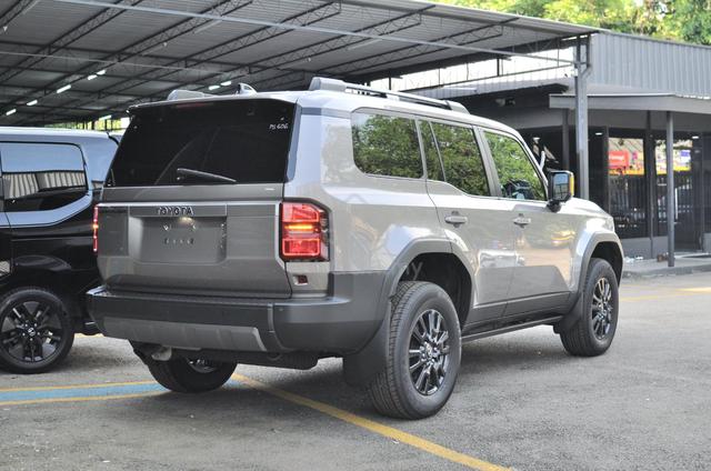 2025 Unreg Land Cruiser 250 VX 2.7L Petrol - 2