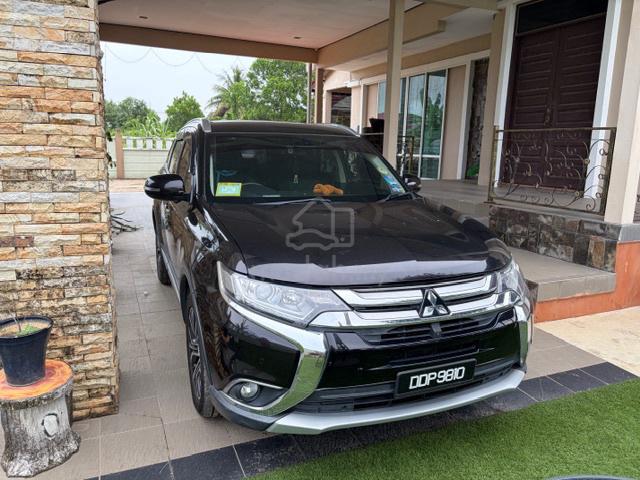 2019 Mitsubishi OUTLANDER 2.0 4WD (A) - 1