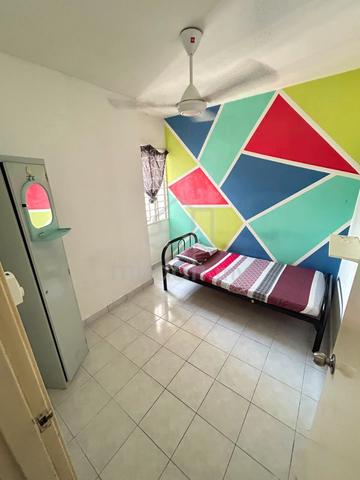 Bilik Sewa Lelaki di Flora Damansara area Empire City 1 Utama KPJ2 1