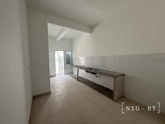 With Kitchen Table Top! Double Storey House@Laelia Kota Bayuemas Klang 1