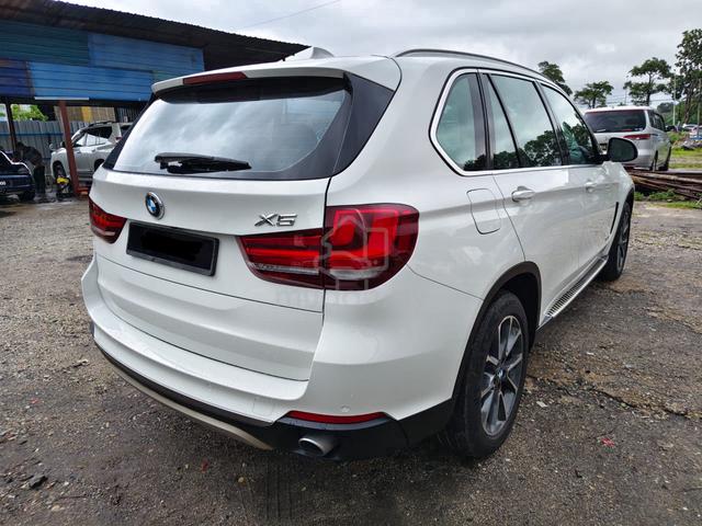 2014 OTR Bmw X5 3.0 xDrive35i F15 PETROL 7 SEATER - 3