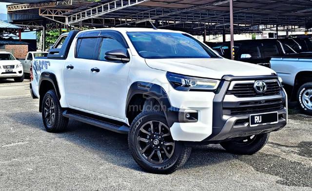2022 Toyota HILUX 2.8 ROGUE UNDER WARRANTY NEW TYR - 3