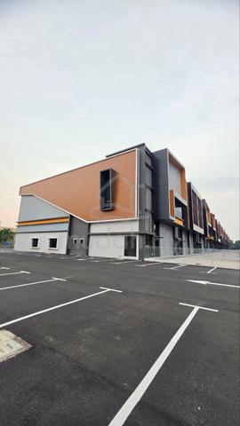 CCC READY | 9,322 sqft Endlot Factory Esteem Business Park Meru 1