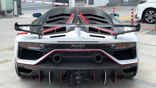 2018 Lamborghini AVENTADOR 6.5 S (A) - 4